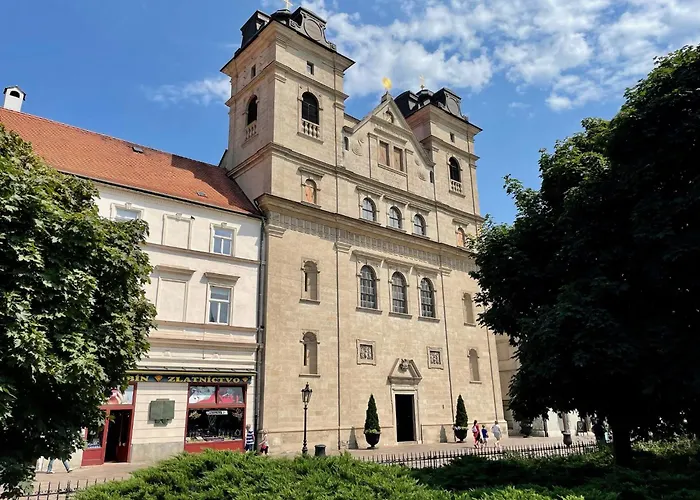 With Cathedral View Apartman *